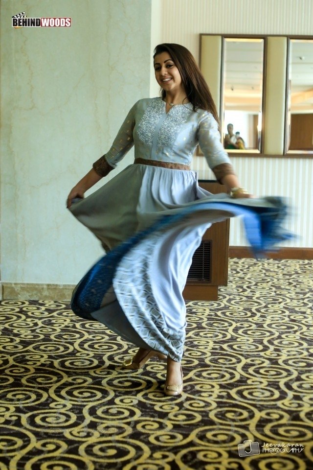 Nikki Galrani (aka) Niki Galrani