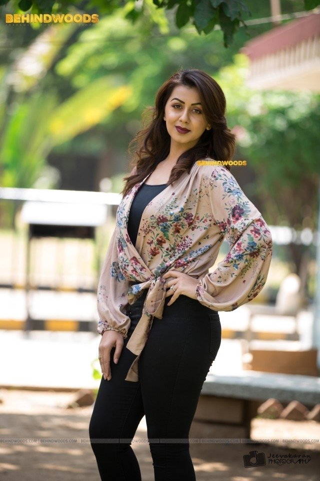Nikki Galrani (aka) Niki Galrani