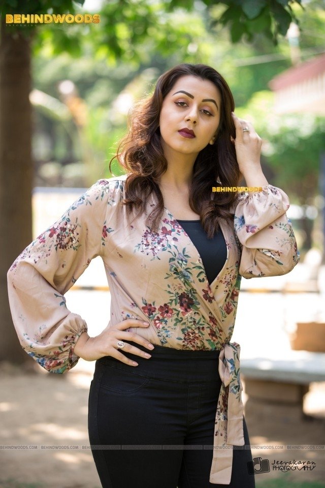 Nikki Galrani (aka) Niki Galrani