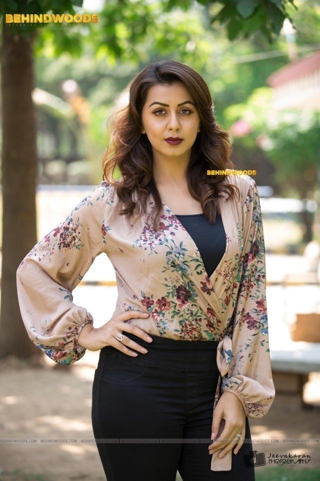 Nikki Galrani (aka) Niki Galrani