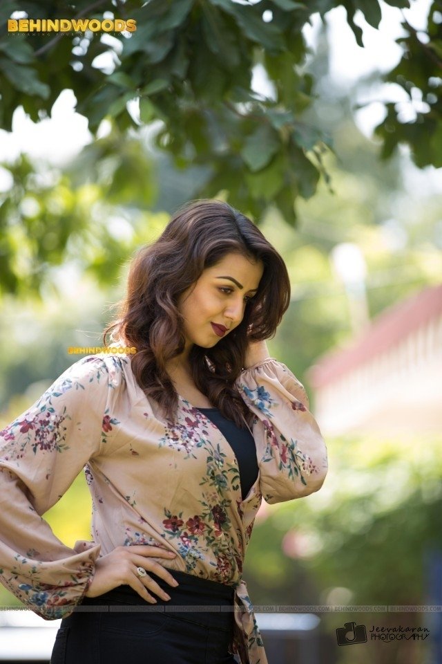 Nikki Galrani (aka) Niki Galrani