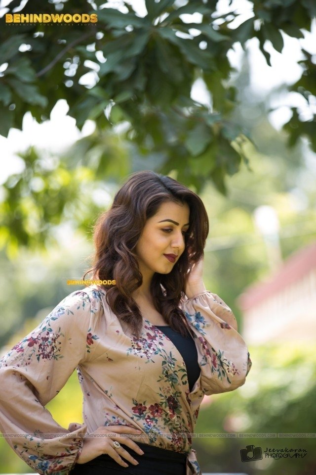 Nikki Galrani (aka) Niki Galrani