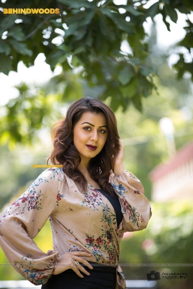 Nikki Galrani (aka) Niki Galrani