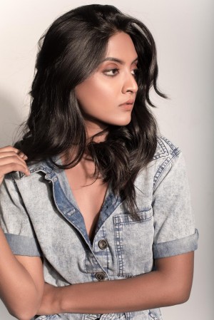 Nivedhithaa Sathish (aka) Nivedhitha