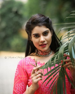 Nivisha K (aka) Nivisha