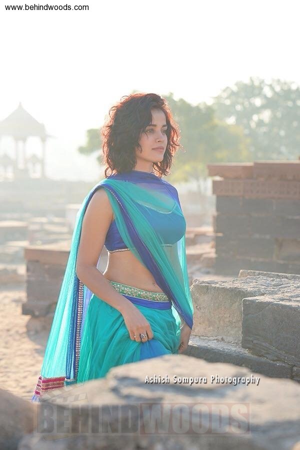 Pia Bajpai (aka) PiaBajpai