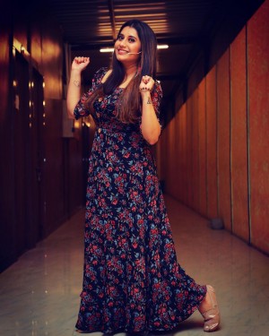 Priyanka Deshpande (aka) Priyankaa Deshpande