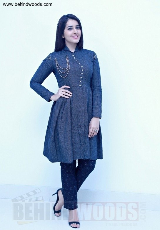 Raashi Khanna Blue Rich Salwar - Indian Dresses