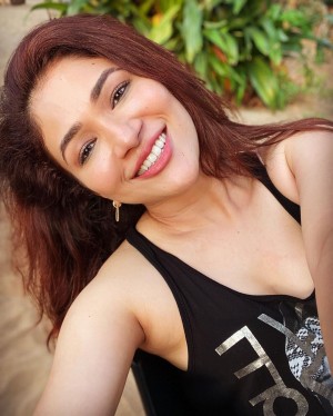 Ridhima Pandit (aka) Ridhimaa Pandit