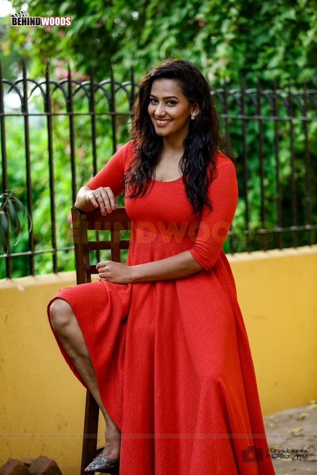 Sanjana Singh (aka) Sanjanaa