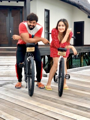 sayesha saigal (aka) sayesha saiga