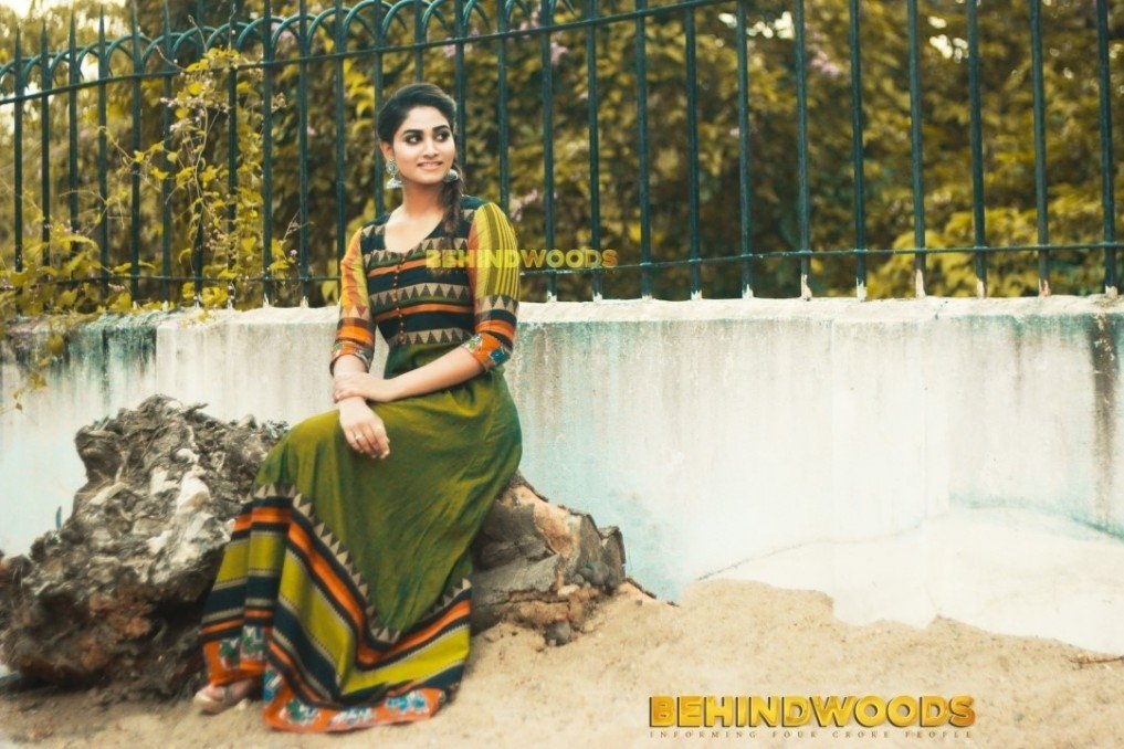 Shivaani (aka) Shivani