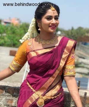 Shivani Narayanan (aka) Shivani photos stills & images