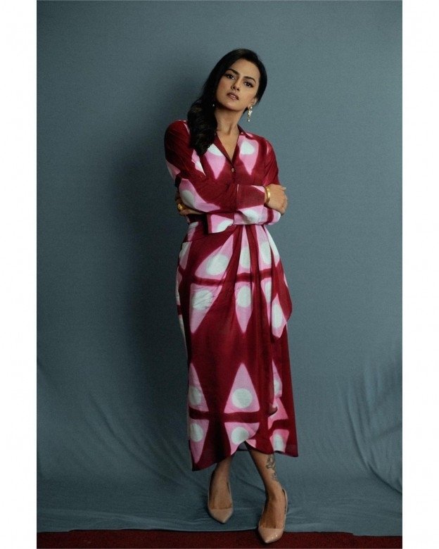 Shraddha Srinath (aka) Shradha Srinath