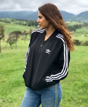 Sonam Bajwa (aka) Sonampreet Bajwa