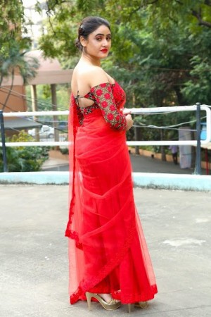 Sony Charishta (aka) Sony Charista