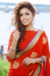 Srinikha (aka) Srinika