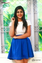 Yashika Aannand (aka) Yashika