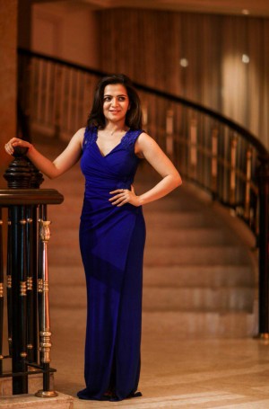 Dhivyadharshini (aka) Dhivya dharshini