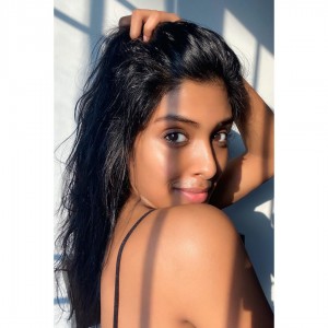 Gayathri Reddy (aka) Gayathri Reddyy