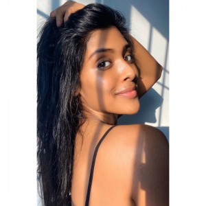 Gayathri Reddy (aka) Gayathri Reddyy