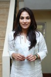 Aishwarya R Dhanush (aka) 