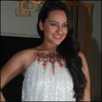 kamal-haasan-sonakshi-sinha-19-03-11