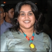 vanitha-vijayakumar-akash-30-05-11