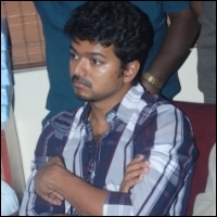 vijay-thuppaki-09-05-12