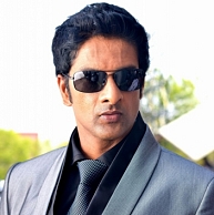 Bharath Reddy, the actor who acted in Unnai Pol Oruvan and Payanam has decided to concentrate on cha