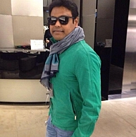 Harris Jeyaraj acts in a commercial