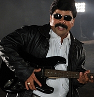 Powerstar Srinivasan alleges his previous producers of cheating