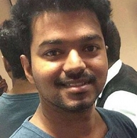 Ilayathalapathy Vijay does his bit for Jigarthanda