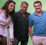 ''Overwhelmed with the response I have been getting for my first look from Thala 55'' - Trisha
