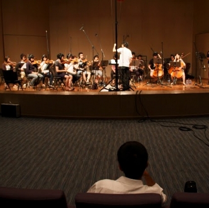 Gautham Karthik starrer Rangoon employs the services of a full symphonic orchestra in Thailand