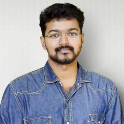 Ilayathalapathy Vijay launches Anjala audio CD.