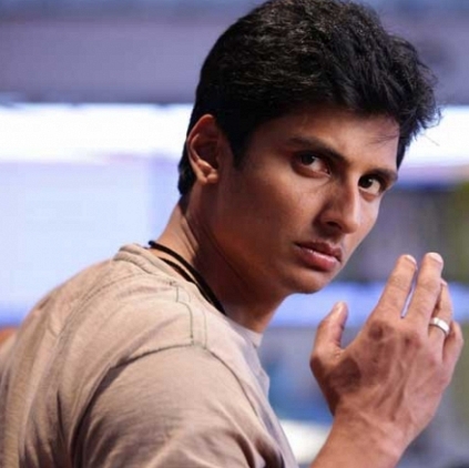 Jiiva starrer Thirunaal films an action scene with real rowdies