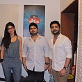 Shruti Haasan does it for Simbu and his brother