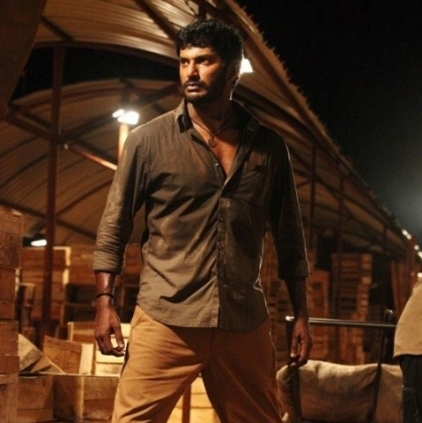 Vishal's Paayum Puli and Vijay's Puli may hit the screens on the same day