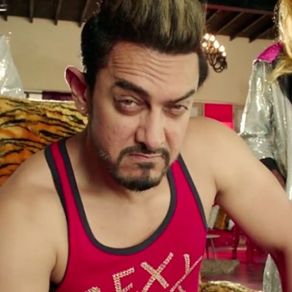 Aamir Khan's Secret Superstar standing ovation at LK Advani screening