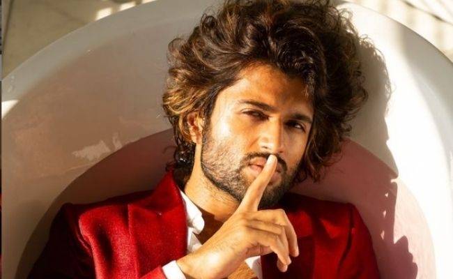 Absolutely no memories of this picture... - Vijay Deverakonda latest TRENDING PIC