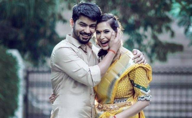 Actor Mahat's wife shares family pic with their little one - Don't miss the cute caption