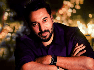 Actor Rahman's family pic with his 2 daughters storm the Internet - what's the occasion?