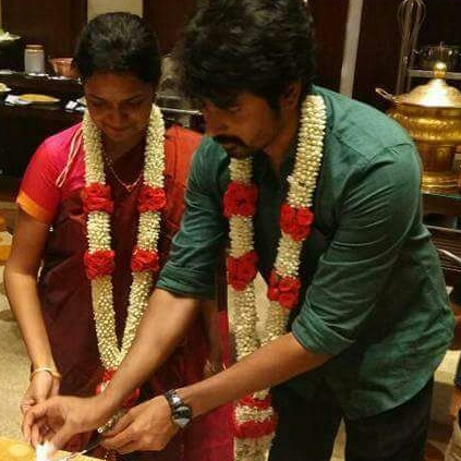 Actor Sivakarthikeyan and wife Aarthi celebrate their wedding anniversary today August 27, 2017
