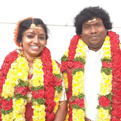 Actor Yogi Babu gets married to Manju Bhargavi at his ancestral temple