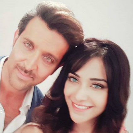 Actress Angela Krislinzki apologizes to Hrithik Roshan for her tweet
