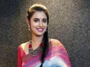 Actress Kasthuri shares a THROWBACK image for this Telugu star's birthday - Guess the movie!