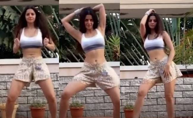 Actress Vedhika’s latest hot and energetic dance performance