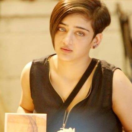 Akshara Haasan reacts to the private photo leak controversy
