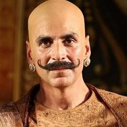 Akshay Kumar's Housefull4 going to be the first 'Promotion on Wheels' movie! More details here!